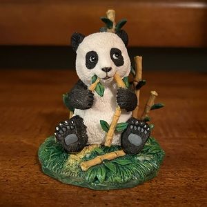 Vintage Giant Panda from the Protect Nature’s Innocents Sculpture Collection
